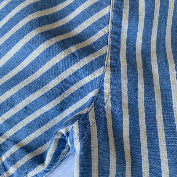 Short Sleeved in Blue and White Stripe - Picture 3 of 4